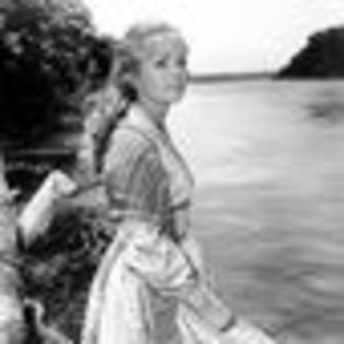 debbie-reynolds-891806l-thumbnail_gallery