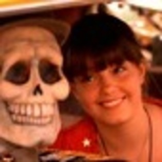 halloweentown-542330l-thumbnail_gallery