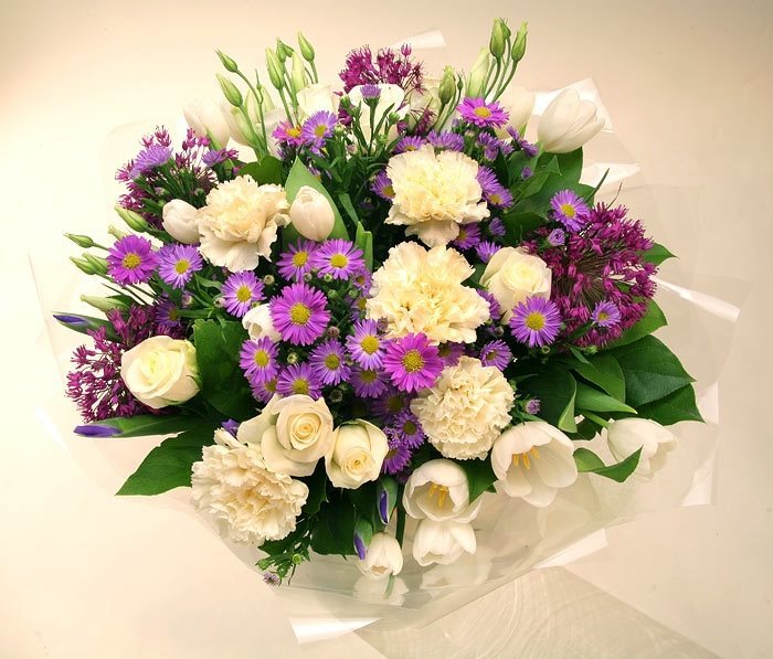 555537_390653444317550_458300435_n