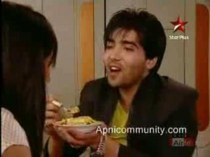 385691_388354784537928_19777352_n