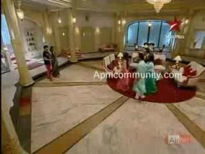 533909_388355974537809_2005791100_n - Sapna Babul Ka Bidaai-Culoarea Fericirii 2