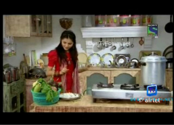 76 - Rubina Dilaik In Saas Bina Sasural