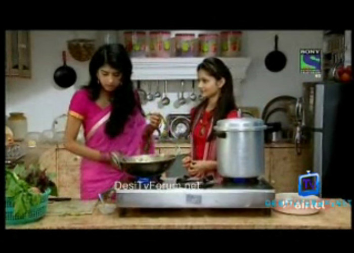 86 - Rubina Dilaik In Saas Bina Sasural
