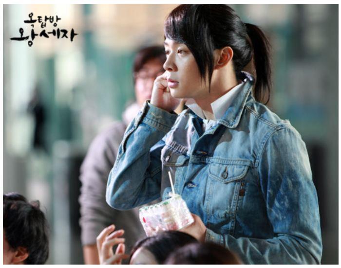 Rooftop-Prince-Official-Photo-Stills-rooftop-prince-30649111-699-551