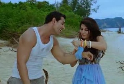  - Caps-Jacqueline si John