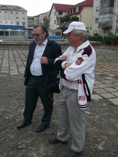 FOSTI COLONEI, ACUM ASISTA(TI) FOSTI COLONEI, ACUM ASISTA(TI)