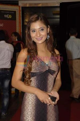 427420_123621247784051_2082464670_n - sara khan16