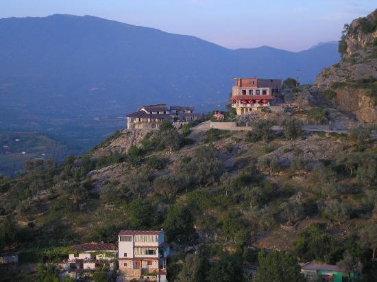 albaniatirana - imagini din lume