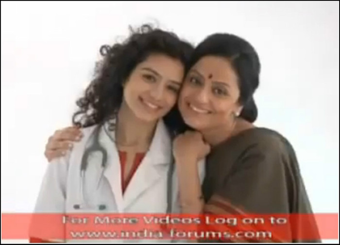 2-vert - SUKIRTI KHANDPAL 2