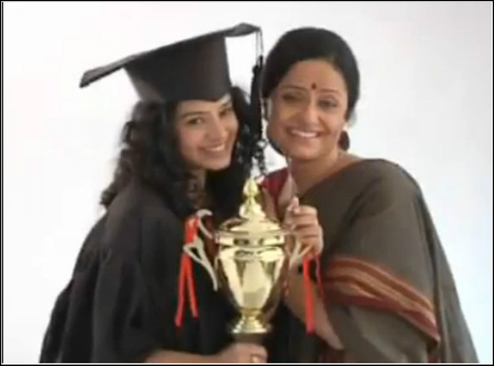 4-vert - SUKIRTI KHANDPAL 2