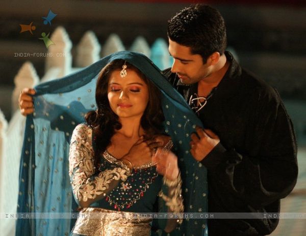 156153-avinash-sachdev-as-dev-and-rubina-dilaik-as-radhika-in-chhoti-b - Choti Bahu