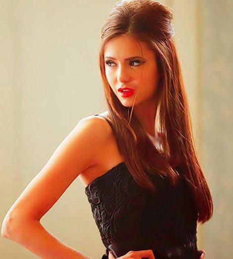 deci pot sta si eu la voi cateva zile? si apoi plec - The vampire diaries banda 2