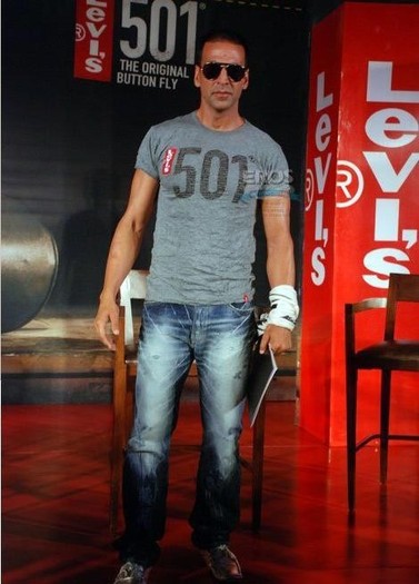 Akshay_Kumar_1255096385_4