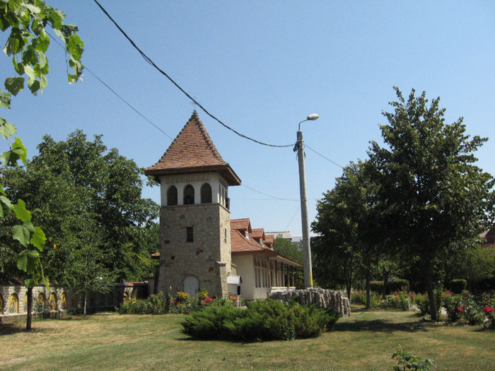 Biserica Precista ctitorie a lui Alexandru fiul domnit. Stefan cel  Mare - Ceahlau 1 2012