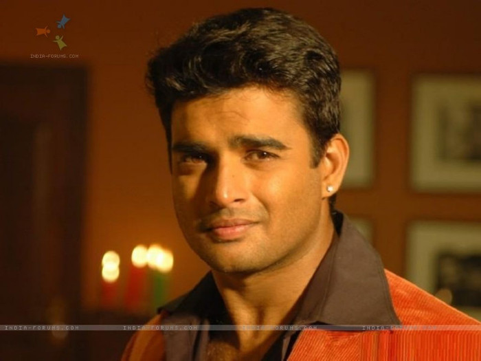 Daca ai 2 hamburgeri si dai unul din ei prietenilor tai, cu cati vei ramane.?