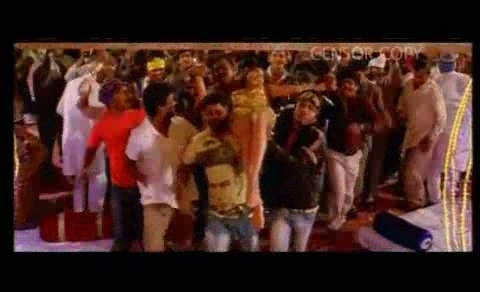 00_04_32 - sara khan16