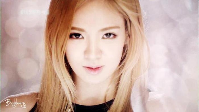 Beautiful Hyoyeon <33 . - Hyoyeon - Dancing Queen