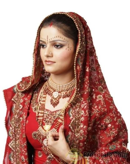 rubina-dilaik-17293 - Triunghiul iubirii 2 Choti Bahu