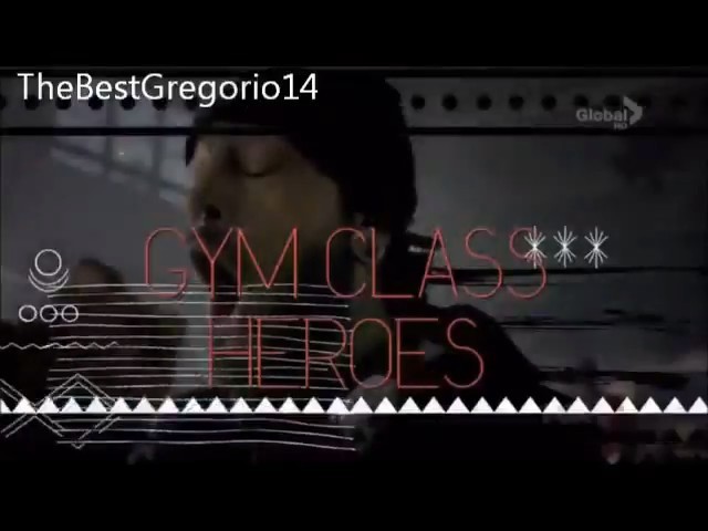 bscap0077 - xX_Teen Choice Awards 2012 - Singing Happy Birthday to Selena