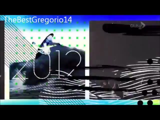 bscap0081 - xX_Teen Choice Awards 2012 - Singing Happy Birthday to Selena