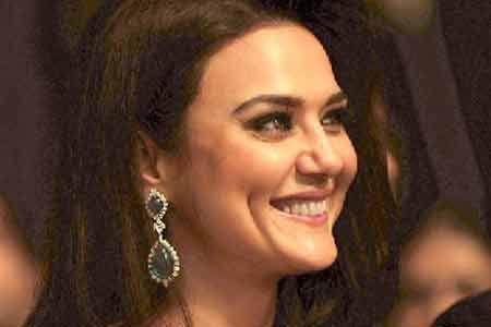  - Preity Zinta 02