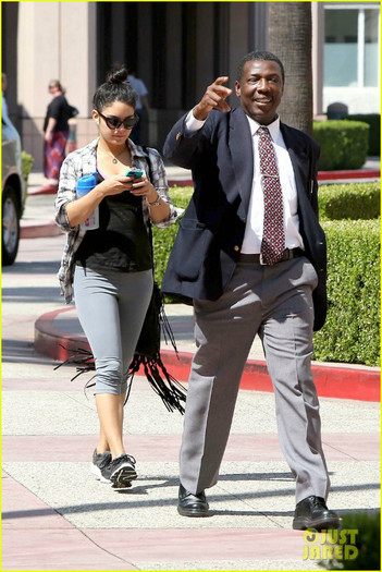 vanessa-hudgens-leaves-gym-guard-01 - Vanessa Hudgens Outside Lands Was Amazing