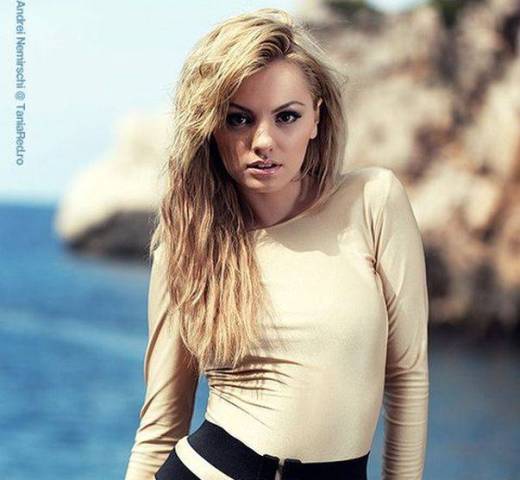 alexandra_stan_facebook - Alexandra Stan