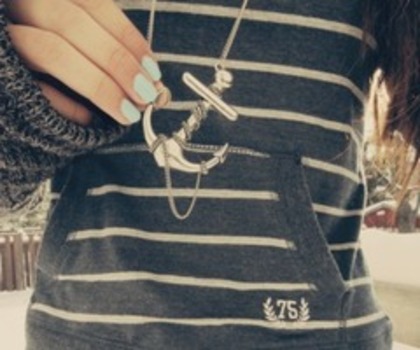 tumblr_m8wha3k84i1rnz42vo1_500_thumb[1]