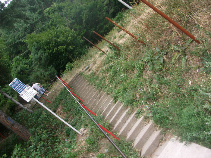 urcare spre CETATEA POENARI