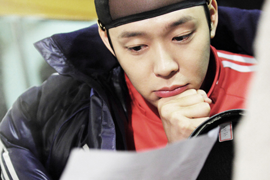 sbs-changes-plans-for-recent-schedule-shift-of-rooftop-prince-behindthescenes-photos-and-clip_ontsf_ - Rooftop Prince