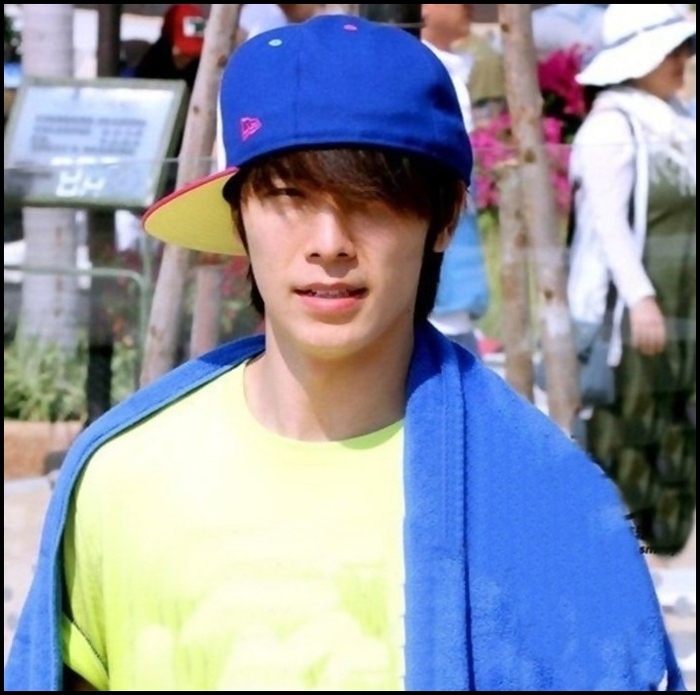 2 - k -x- Lee DongHae - - fishy - - k