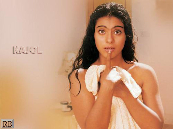 Kajol_053