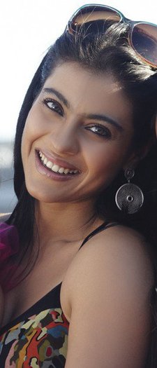 37824_408188122321_126254467321_4649245_4980287_n - Kajol Devgan