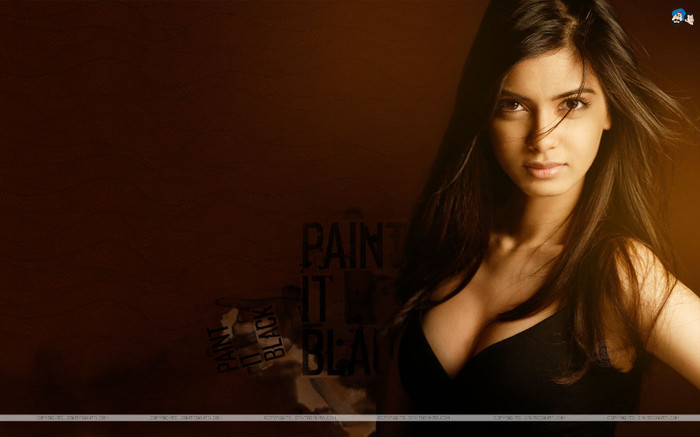  - Diana Penty