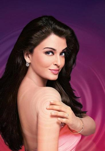 294711_10150344171457728_801101580_n - Aishwarya Rai