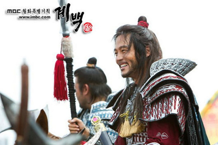 profile_175214_user_175214_1320939439Gye_Baek_great_smile_on_horse