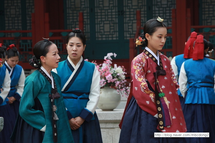  - dx _  Doamna HwagYeong nobila consoarta regala Suk din clanul Choi _ xb