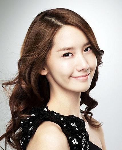 Fs93wG15 - Yoona