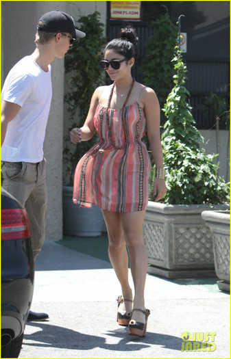 hudgens-studio-city-lunch-01