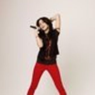 miley-cyrus-320446l-thumbnail_gallery - Miley Cyrus