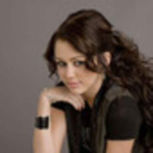 miley-cyrus-891111l-thumbnail_gallery - Miley Cyrus