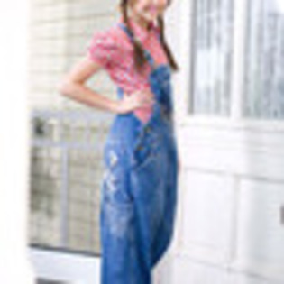 hannah-montana-the-movie-179980l-thumbnail_gallery - Miley Cyrus