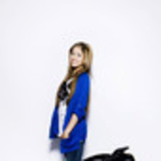 miley-cyrus-145251l-thumbnail_gallery - Miley Cyrus