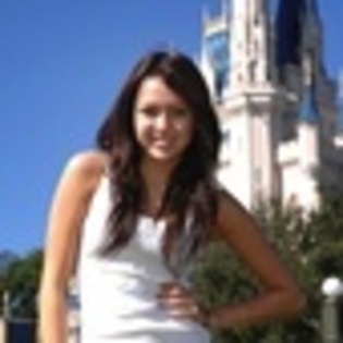 miley-cyrus-338622l-thumbnail_gallery - Miley Cyrus