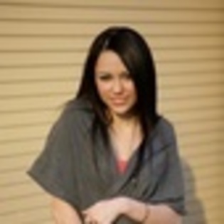 miley-cyrus-600863l-thumbnail_gallery - Miley Cyrus