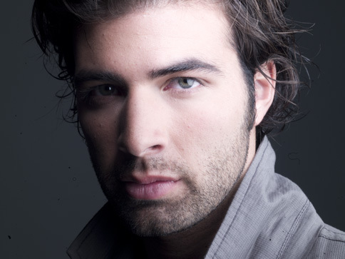 jencarlos_0___484x363 - Demon si Inger