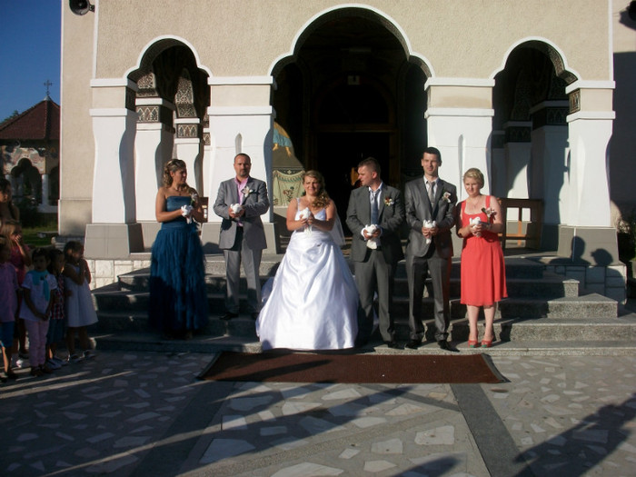 NUNTA ROZAVLEA 19 08 2012 - LANSARI PORUMBEI ALBI NUNTI SIGHETU MARMATIEI 2012