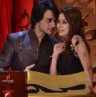 319127_181423611949248_868938153_n - xxSara Khan si Angad Hasijaxx