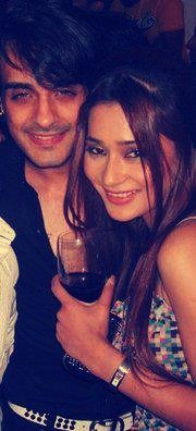 320919_151559868268956_1866575075_n - xxSara Khan si Angad Hasijaxx