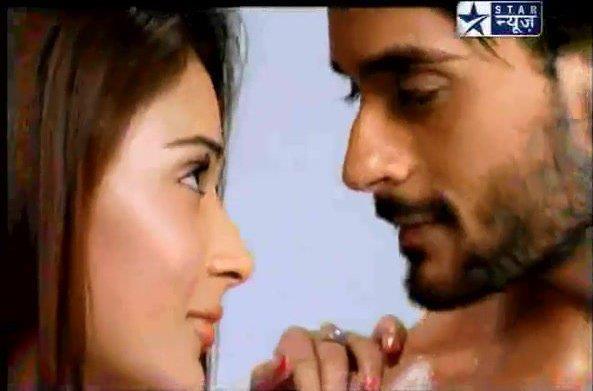 390622_185288628229413_744871600_n - xxSara Khan si Angad Hasijaxx